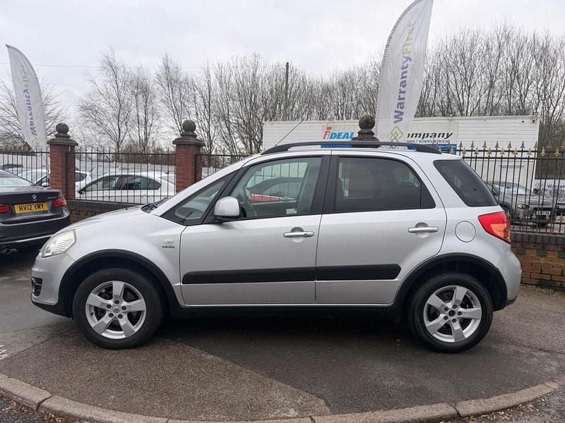 Usado Suzuki SX4 SZ5 2013 Prateado SUV