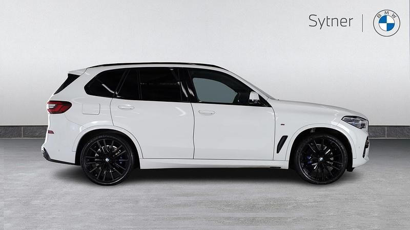 Used BMW X5 M Sport 335 HP (246 kW) 2021 White SUV