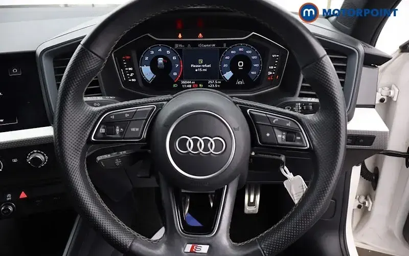 Used Audi A1 Sportback S-Line 95 HP (69 kW) 2022 White Hatchback