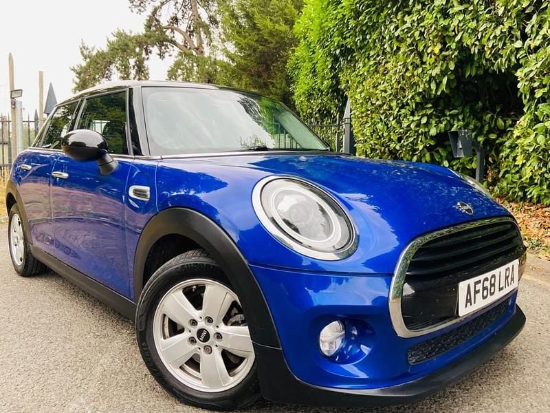 Blue Used 2018 Mini Cooper Hatch Hatchback | £7,650 (Super price) - Image 1/4