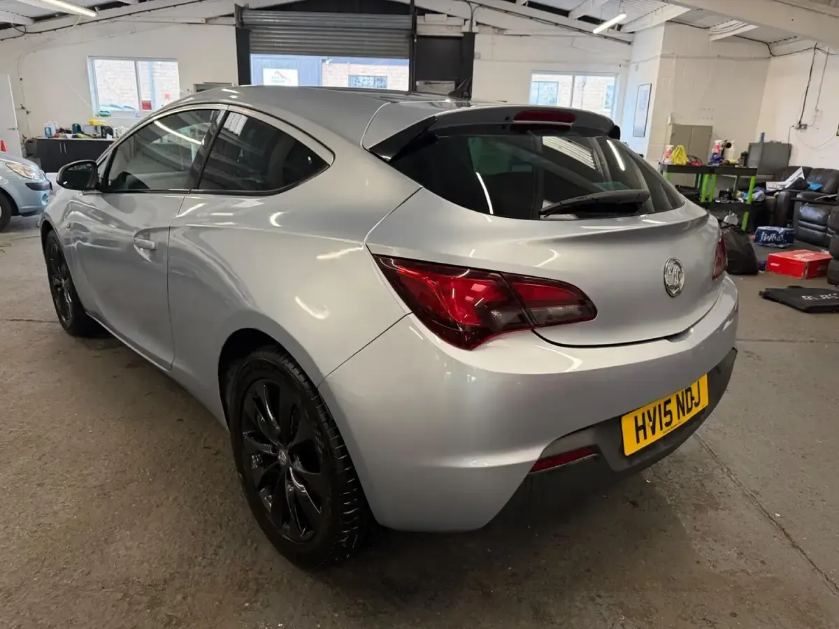 Used Vauxhall Astra GTC SRi 2015 Silver Hatchback