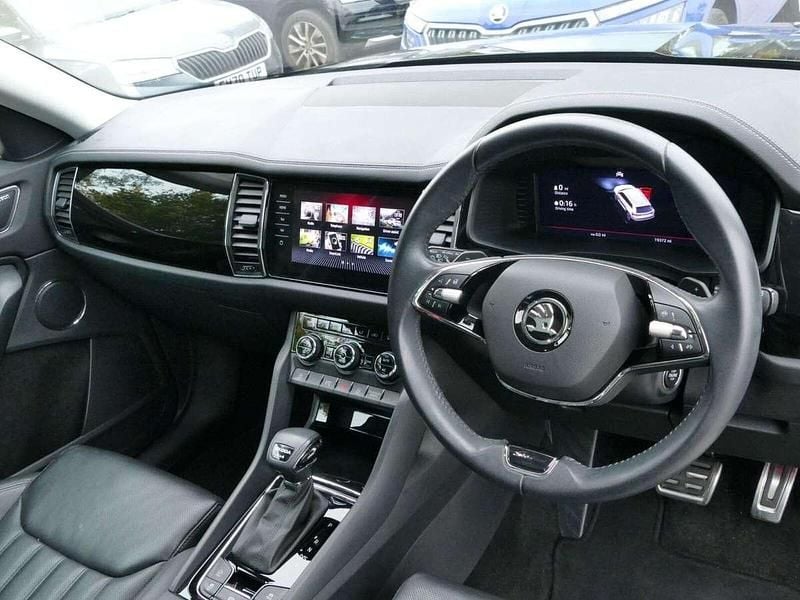 Image 2/4
