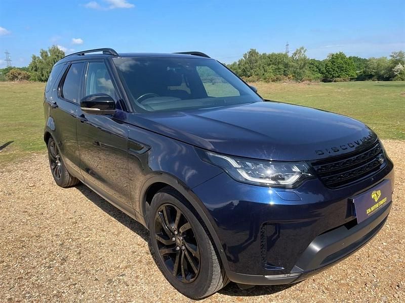 Loire blue metallic Used 2018 Land Rover Discovery 5 HSE SUV | £18,995 (A bit pricey) - Image 1/4