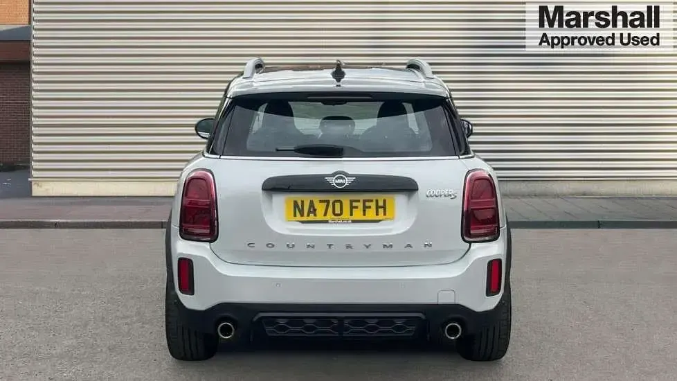 Usado Mini Cooper S Countryman Sport 178 HP (130 kW) 2020 Prateado SUV