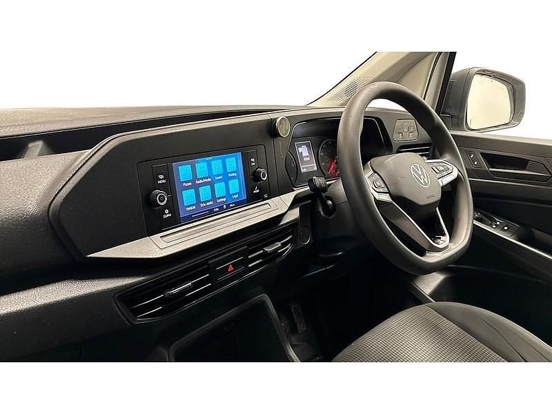 Used VW Caddy 102 HP (75 kW) 2022 White MPV