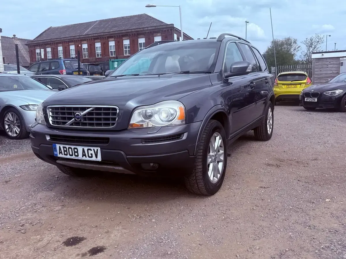 Used Volvo XC90 SE 182 HP (133 kW) 2008 Grey SUV
