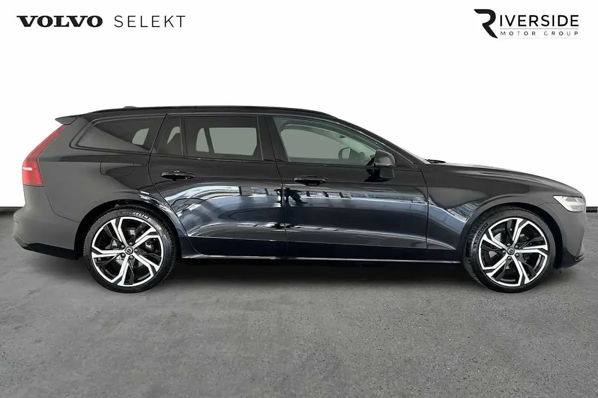 Used Volvo V60 Plus 2025 Black Estate
