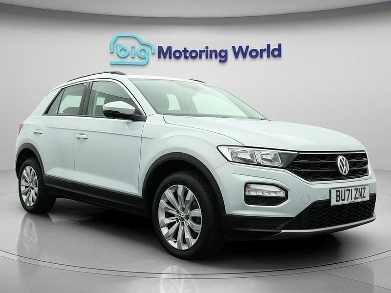 Silver Used 2021 VW T-Roc SE SUV | £15,800 (Fair price) - Image 1/4