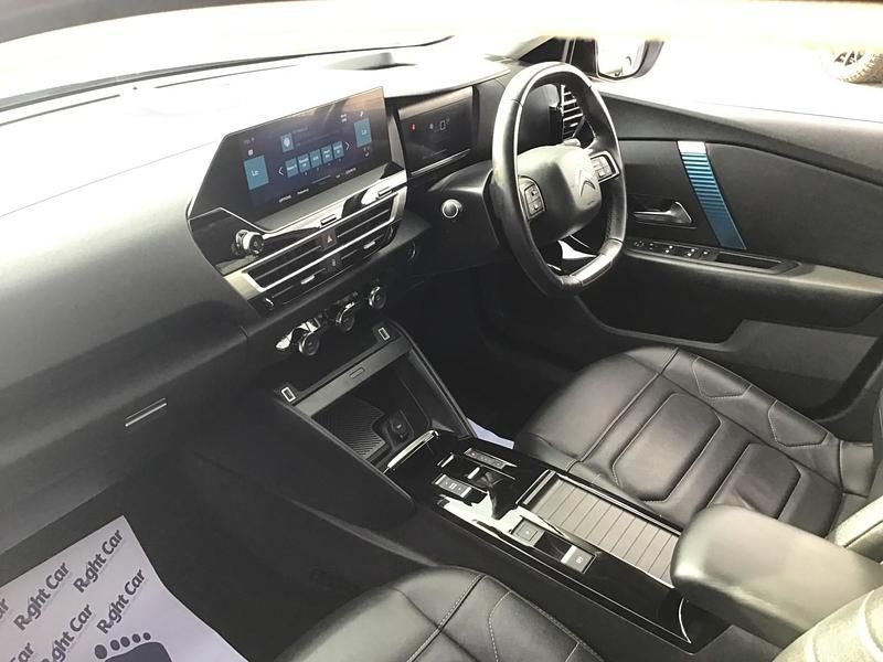 Used Citroën e-C4 Shine 100 kW (136 HP) 2022 Grey Hatchback