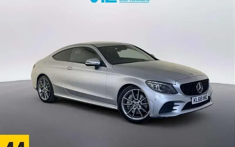 Used Mercedes C300 AMG line 258 HP (189 kW) 2019 Coupe