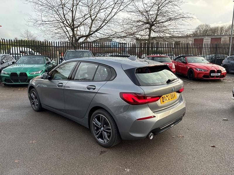 Used BMW 118 Sport Line 134 HP (98 kW) 2022 Grey Hatchback