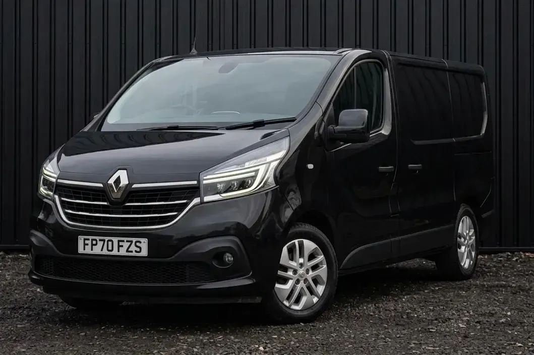 Used Renault Trafic 120 HP (88 kW) 2020 Black MPV