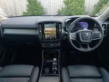 Used Volvo XC40 Ultra 197 HP (144 kW) 2024 White SUV