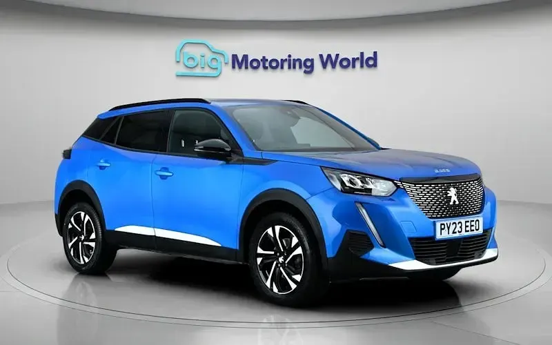 Used Peugeot 2008 Allure+ 101 HP (74 kW) 2023 Blue SUV