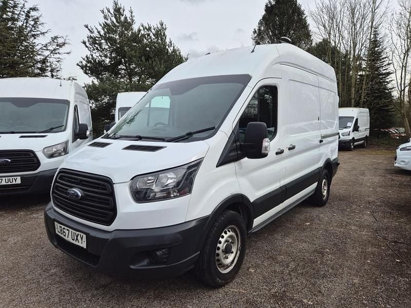 Used Ford Transit 130 HP (95 kW) 2018 White MPV