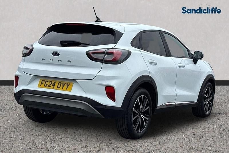 Usado Ford Puma Titanium 125 HP (91 kW) 2023 Branco SUV
