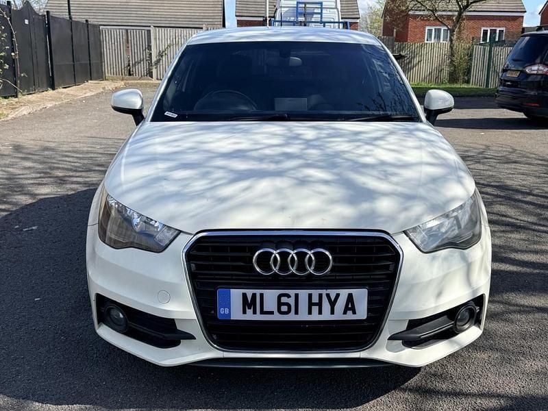 Used Audi A1 S-Line 86 HP (63 kW) 2011 White Hatchback
