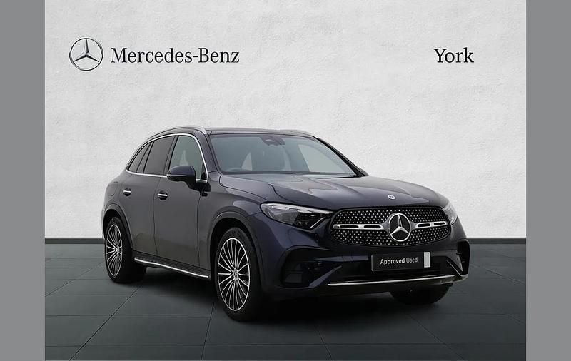 Used Mercedes GLC300e AMG Line Premium Plus 254 HP (186 kW) 2025 Blue SUV