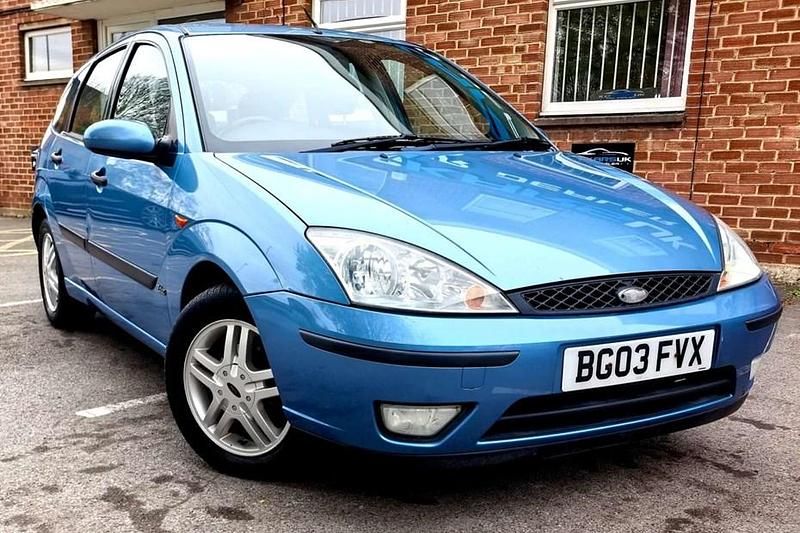 Used Ford Focus Zetec 2003 Blue Hatchback