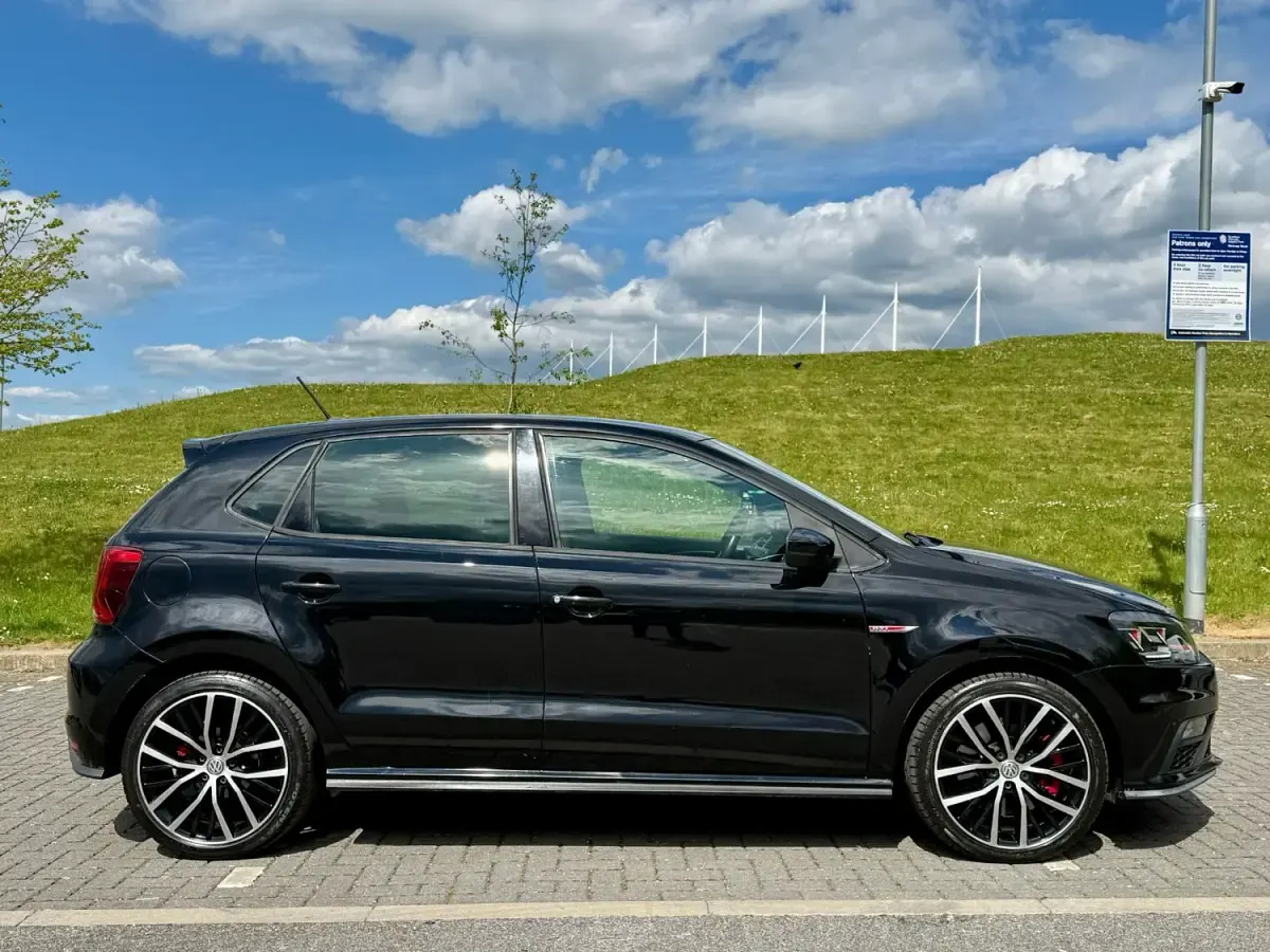 Usado VW Polo GTI 2017 Preto Citadino
