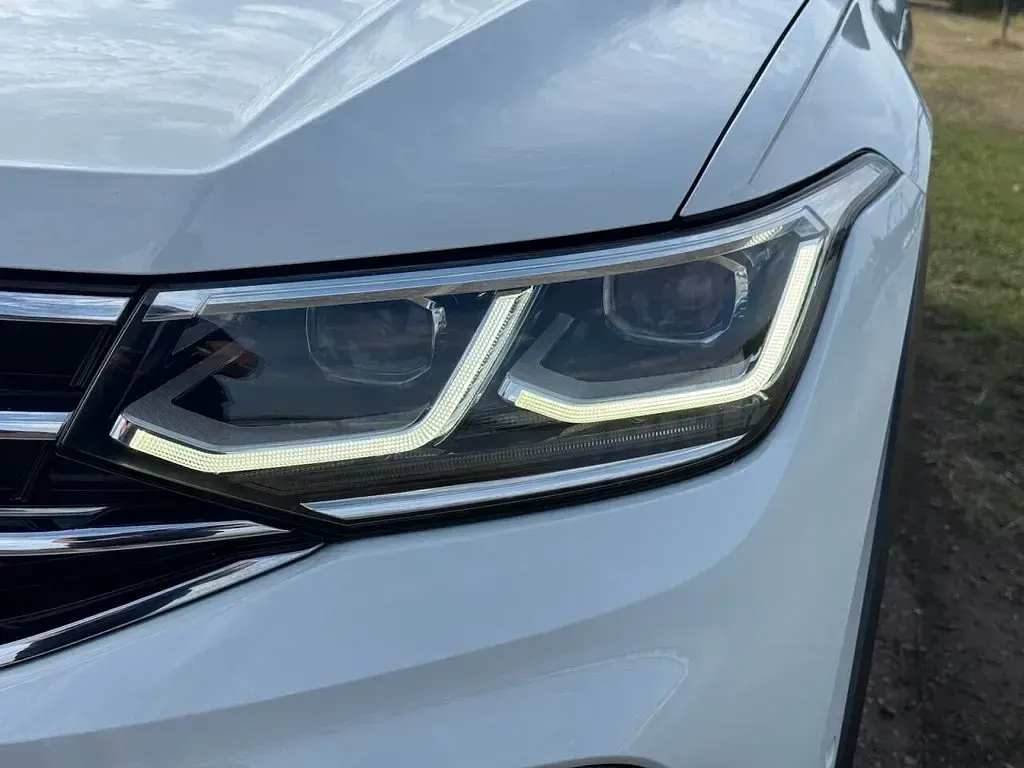 Used VW Tiguan R-line 150 HP (110 kW) 2021 White SUV