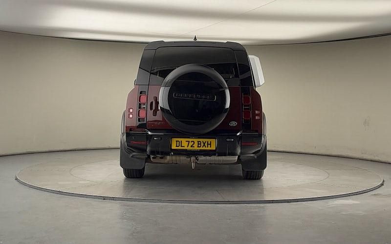 Used Land Rover Defender HSE Dynamic 300 HP (220 kW) 2024 SUV