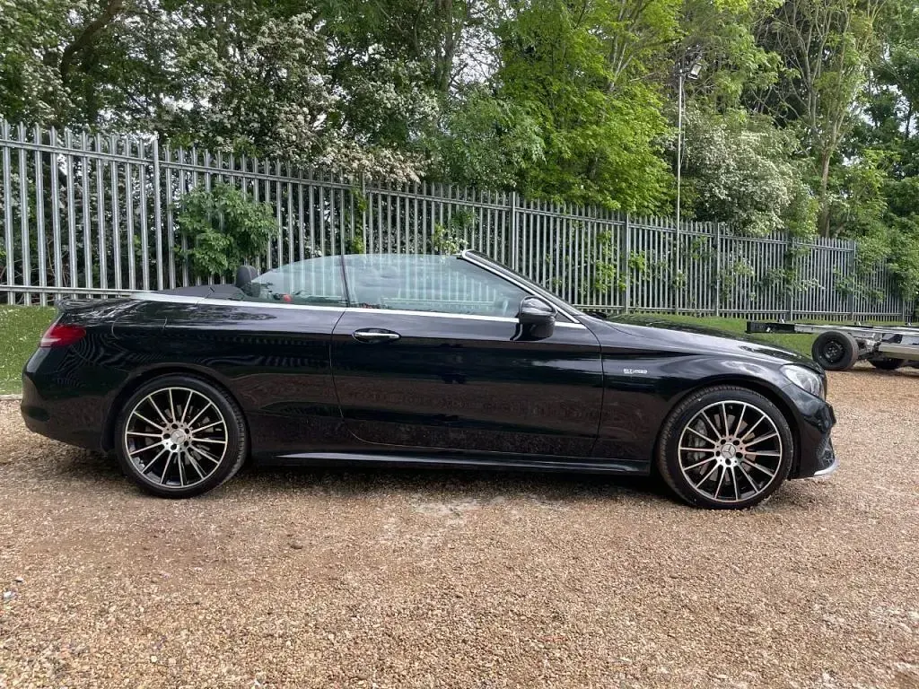 Begagnad Mercedes C43 AMG Premium Plus 367 HK (269 kW) 2018 Svart Cab