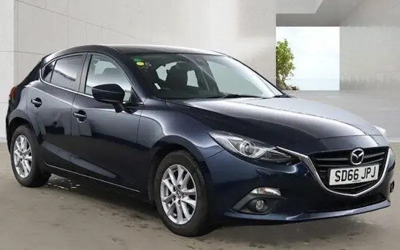 Used Mazda 3 120 HP (88 kW) 2016 Hatchback