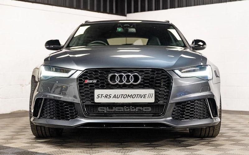 Usado Audi RS6 Advanced 560 HP (411 kW) 2018 Carrinha