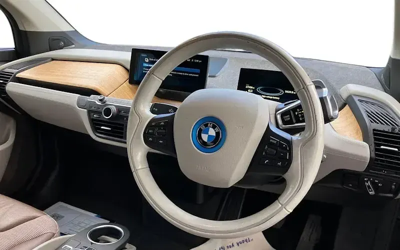 Usado BMW i3 Performance 125 kW (170 HP) 2018 Branco Citadino