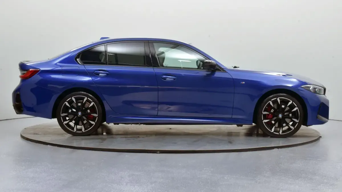 Used BMW 330 M Sport 288 HP (211 kW) 2025 Blue