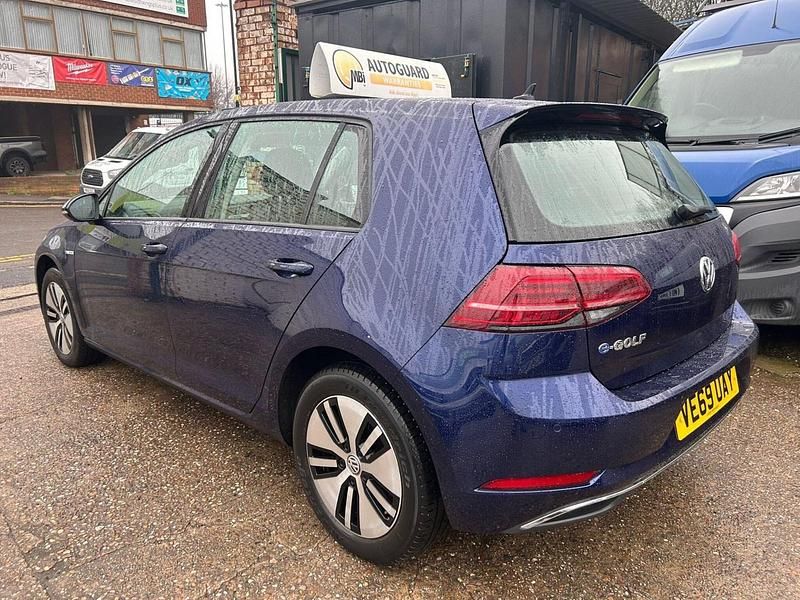 Used VW e-Golf 99 kW (135 HP) 2020 Blue Hatchback