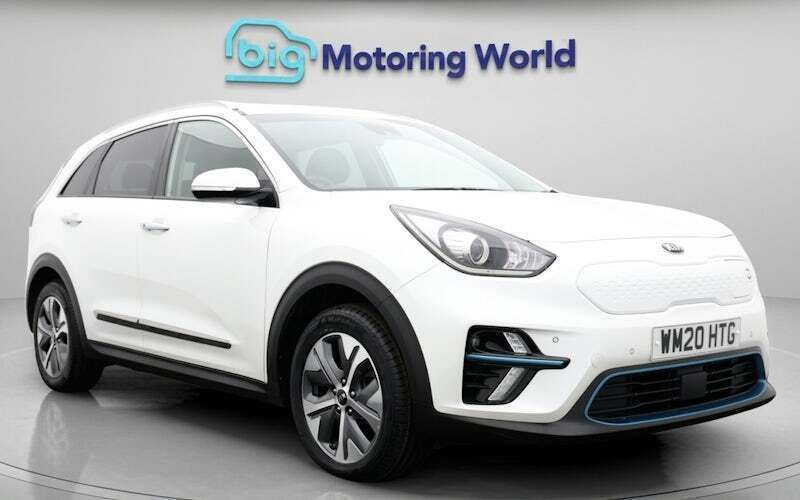 White Used 2020 Kia e-Niro 2 SUV | £12,800 (Super price) - Image 1/4