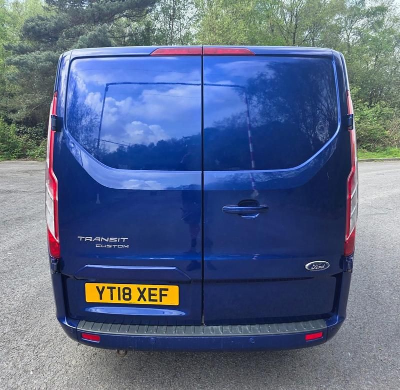 Käytetty Ford Transit Custom Limited 130 HP (95 kW) 2018 Sininen Van