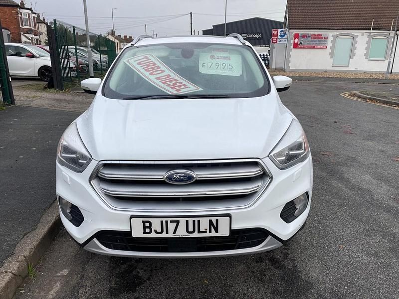 Used Ford Kuga Titanium 180 HP (132 kW) 2017 White SUV