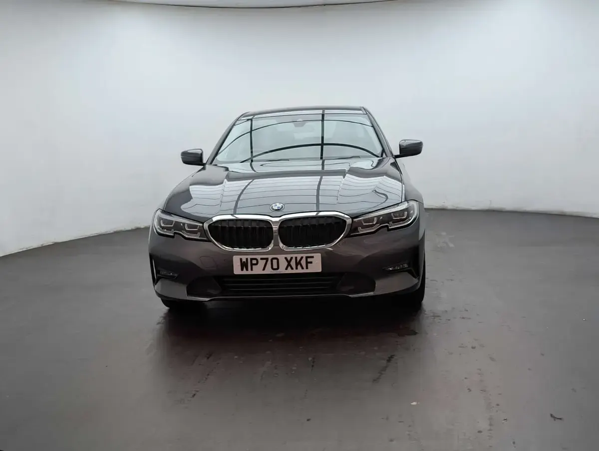 Used BMW 330e Luxury Line 292 HP (214 kW) 2020 Grey Sedan