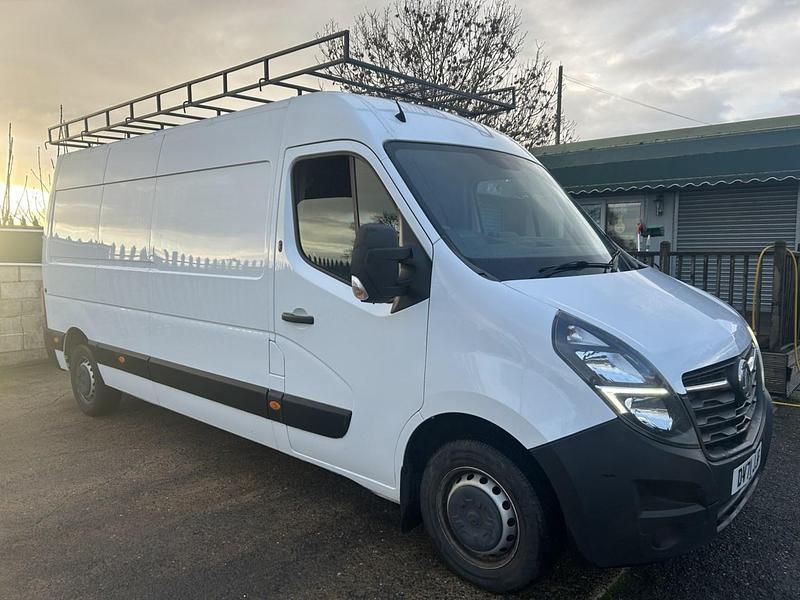Used Vauxhall Movano Edition 2021 White MPV