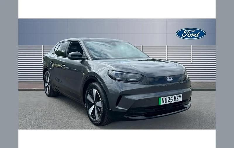 Grey New 2025 Ford Capri Select SUV | £36,980 (Fair price) - Image 1/4