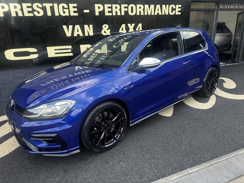 Begagnad VW Golf VII R 310 HK (228 kW) 2018 Blå Halvkombi