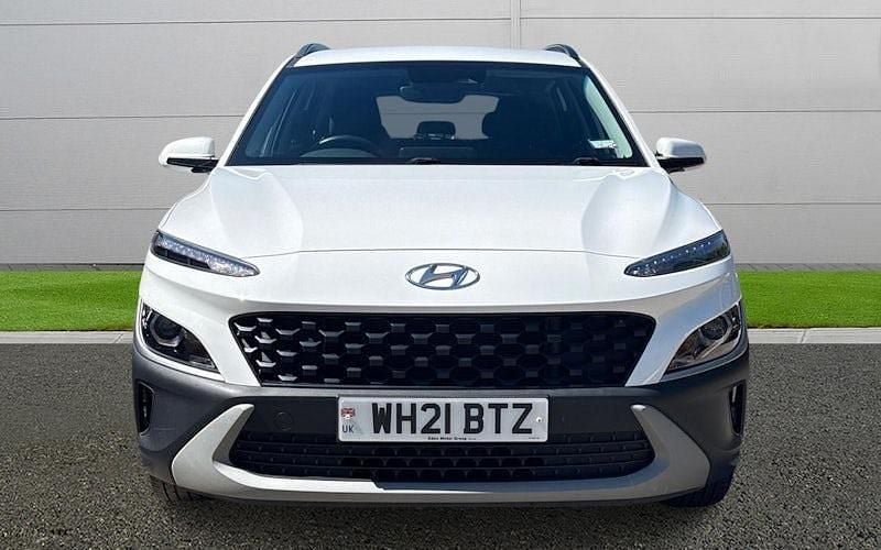 Gebraucht Hyundai Kona SE 120 PS (88 kW) 2021 Weiß SUV