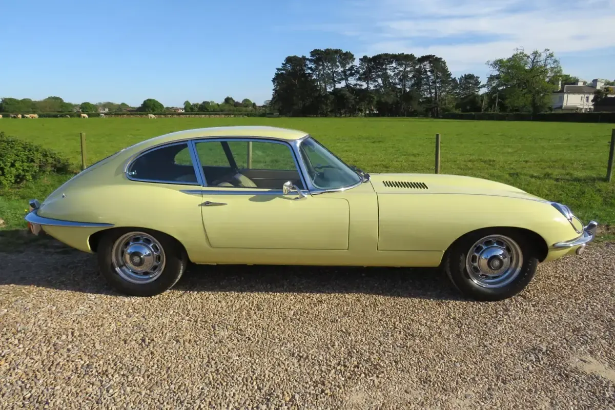 Używany Jaguar E-Type 265 KM (194 kW) 1970 Żółty Coupe