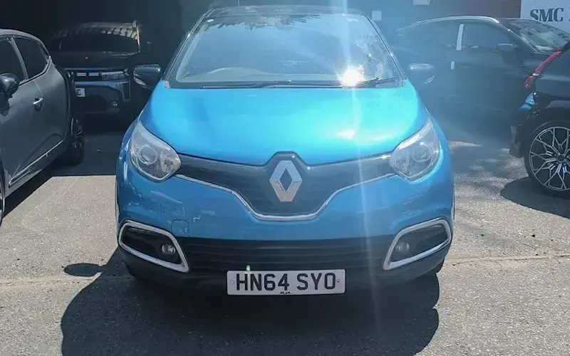 Used Renault Captur Dynamique 90 HP (66 kW) 2015 SUV