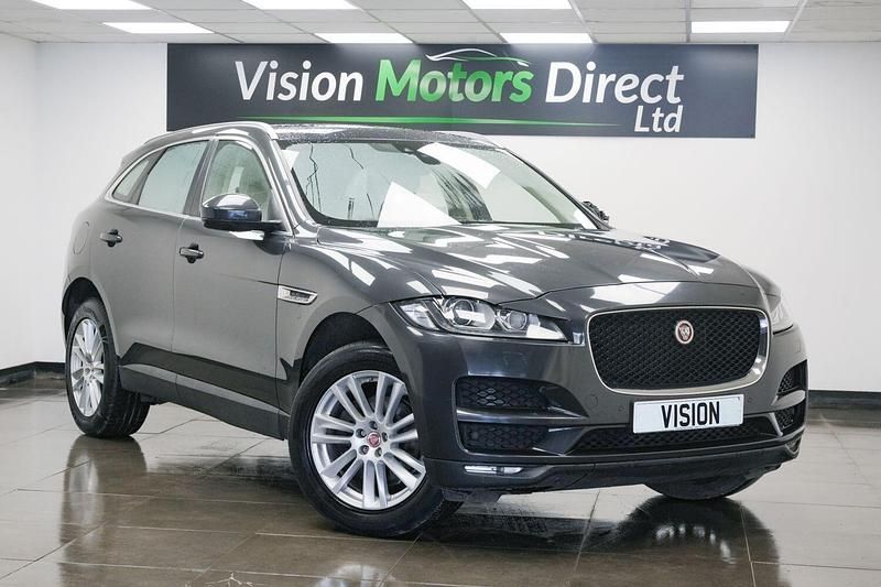 Used Jaguar F-Pace Portfolio 180 HP (132 kW) 2016 Grey SUV