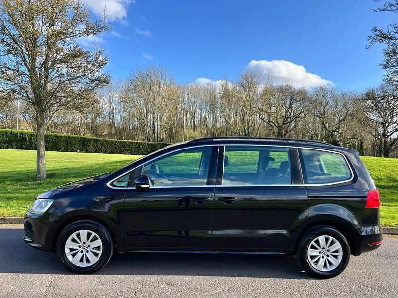 Used VW Sharan SE 140 HP (102 kW) 2014 Black MPV