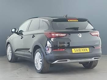 Used Vauxhall Grandland X Sport 120 HP (88 kW) 2018 Black SUV
