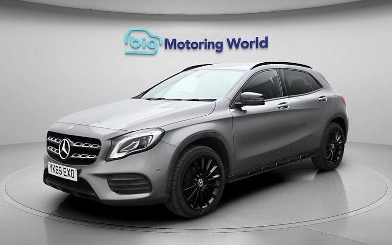 Used Mercedes GLA180 AMG line 122 HP (89 kW) 2020 SUV