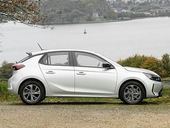 New Vauxhall Corsa Design Edition 100 HP (73 kW) 2025 Two coat metallic  crystal silver Hatchback