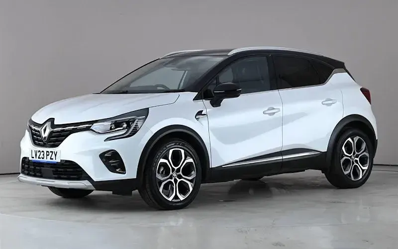Used Renault Captur Techno 143 HP (105 kW) 2023 White/black SUV