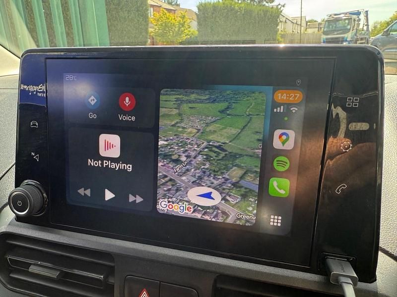 Used Citroën e-Berlingo 50 kW (68 HP) 2023 White MPV