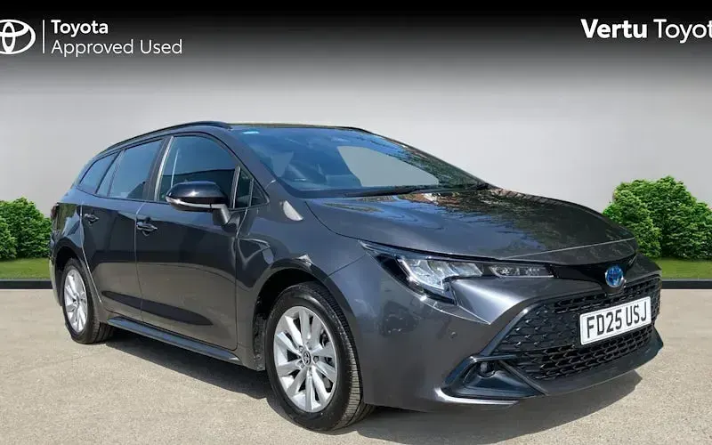 Used Toyota Corolla 140 HP (102 kW) 2025 Estate